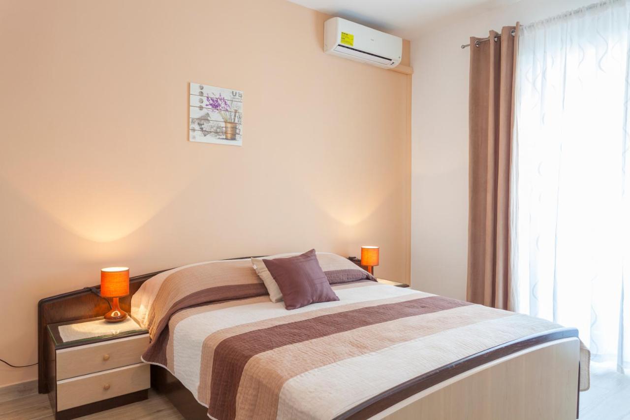 Apartments & Rooms Alagic Makarska Exterior photo