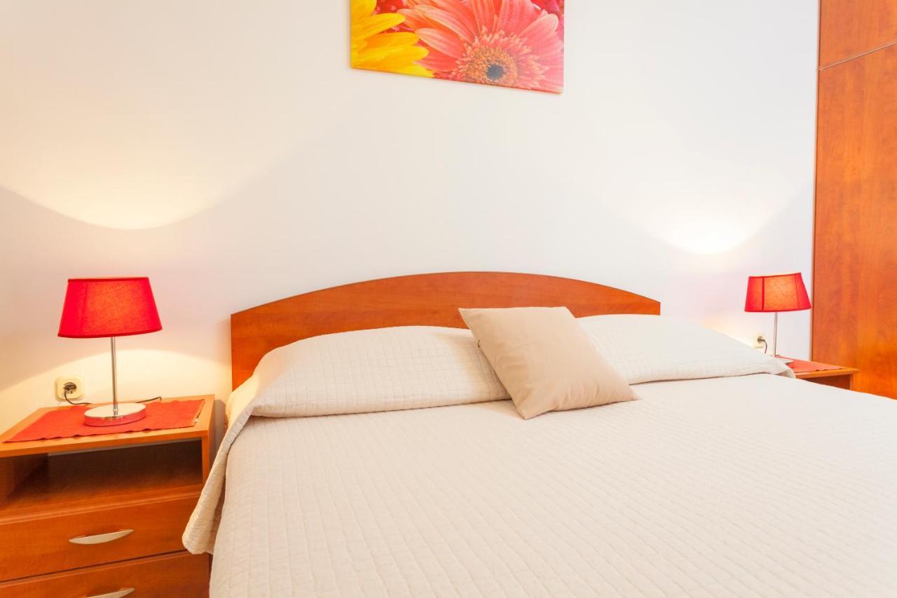 Apartments & Rooms Alagic Makarska Exterior photo